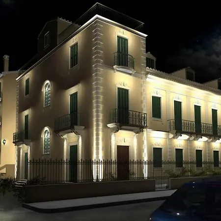 Luxury Bay View Apartment *