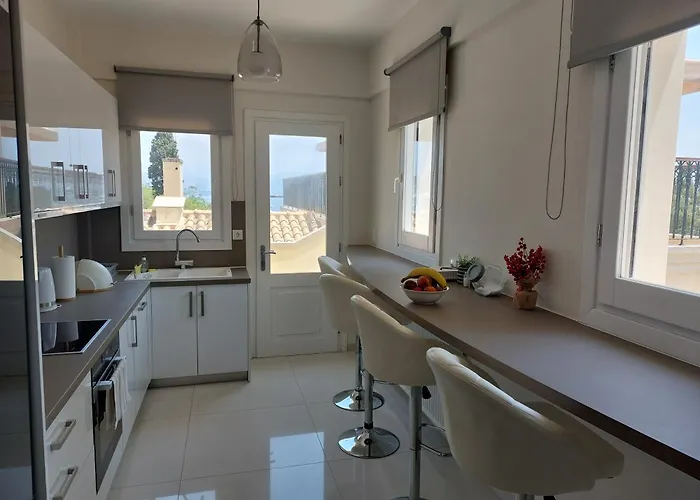 Luxury Bay View Apartament