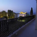Luxury Bay View Apartament